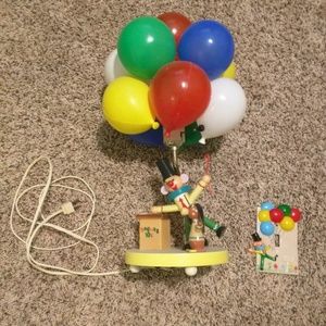 Vintage.The Dolly Co. Clown & Balloon Lamp w/plate
